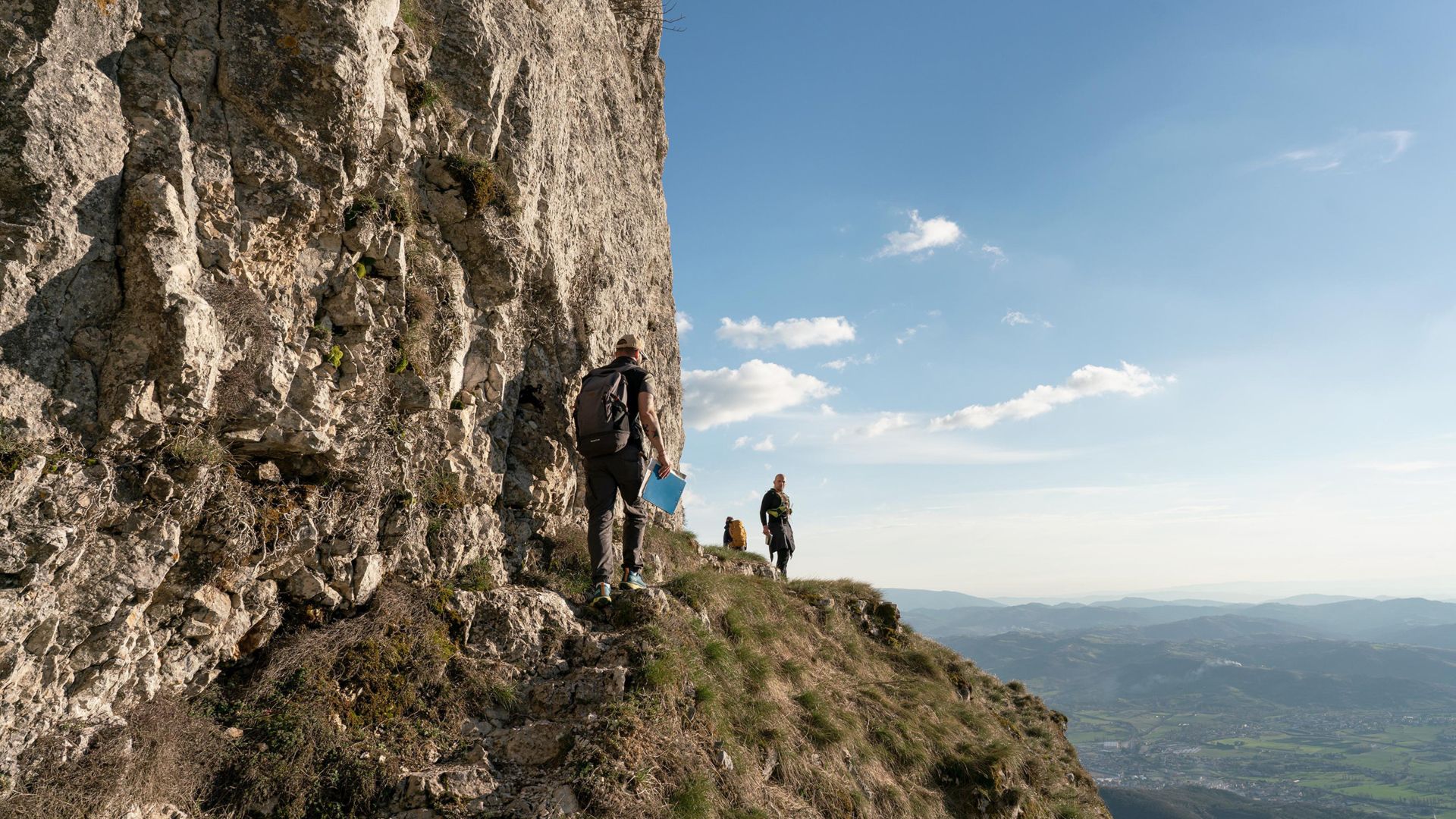 Passeggiata la roccia della montagna